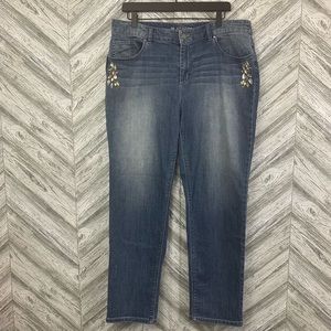 CHICOS • PLATINUM DENIM BROACH BOYFRIEND JEANS